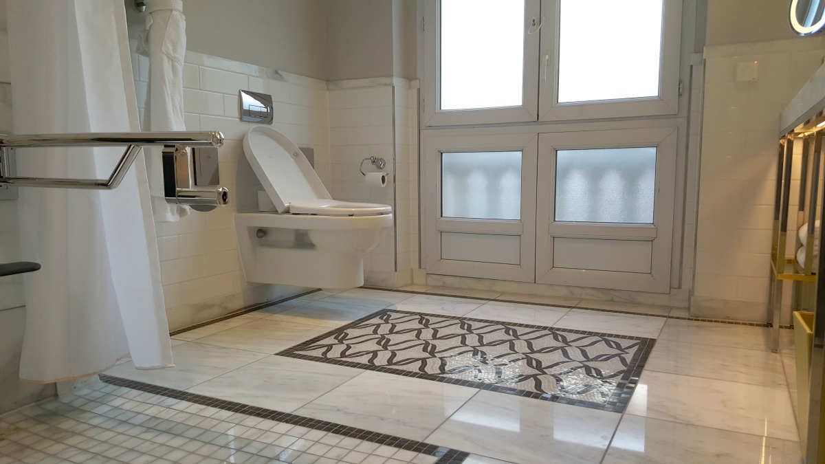 hilton-paris-opera-hotel-accessible-bathroom-suite - Simply Emma