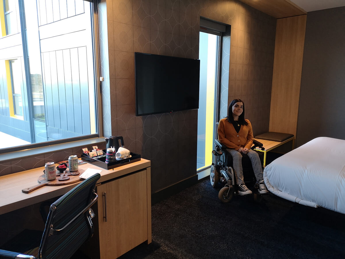 aloftaberdeentecawheelchairaccessiblityreview (13) Simply Emma