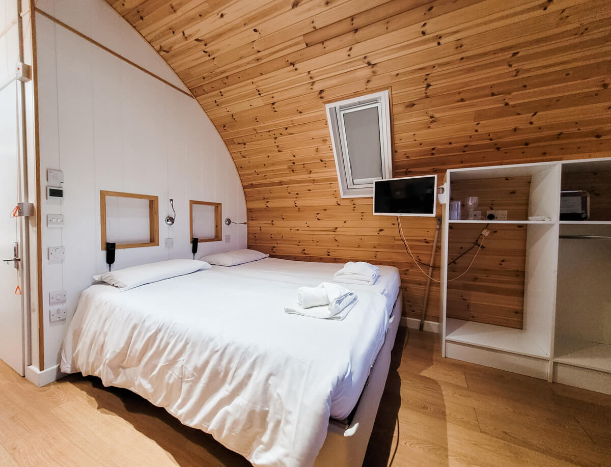Profiling twin beds in the wheelchair accessible omnipod at Troutbeck Head glamping site.
