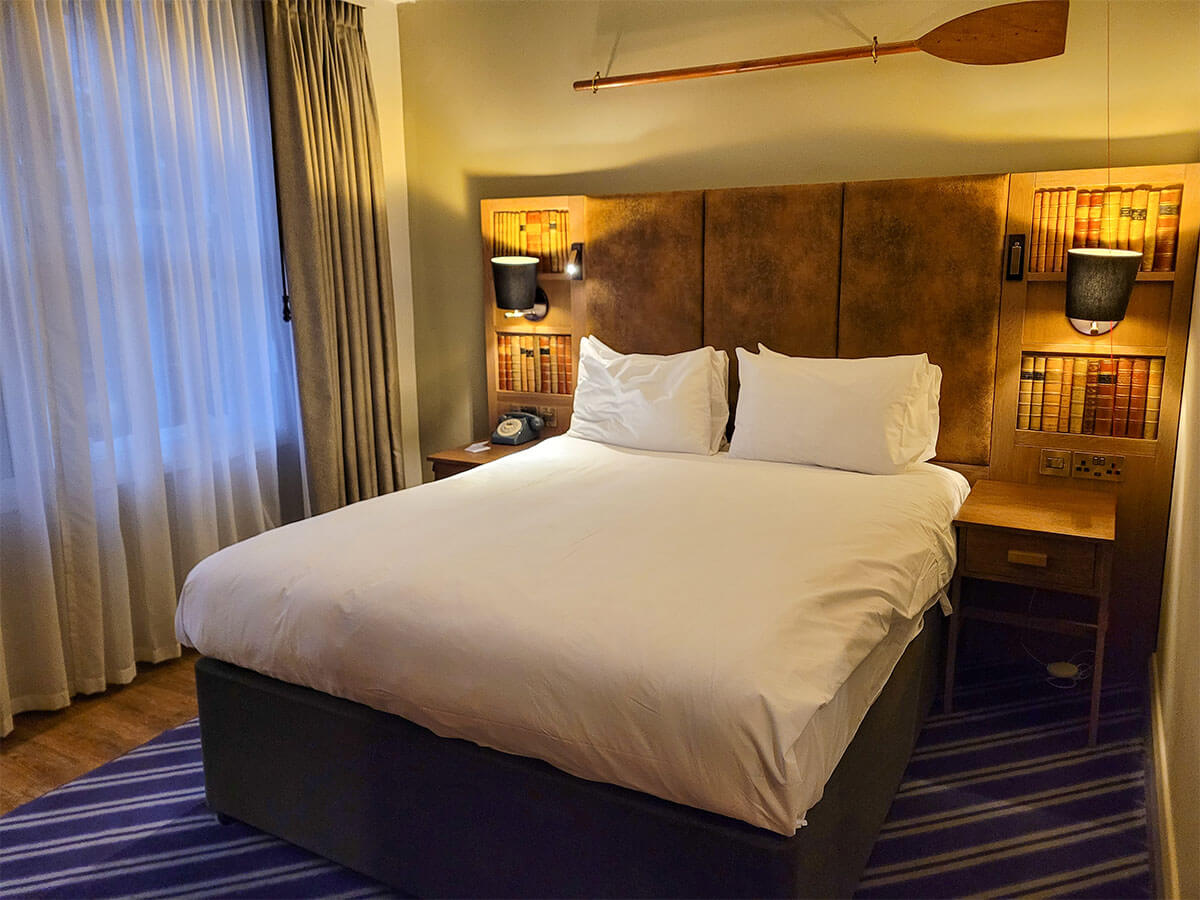 Hotel Indigo Durham accessible room